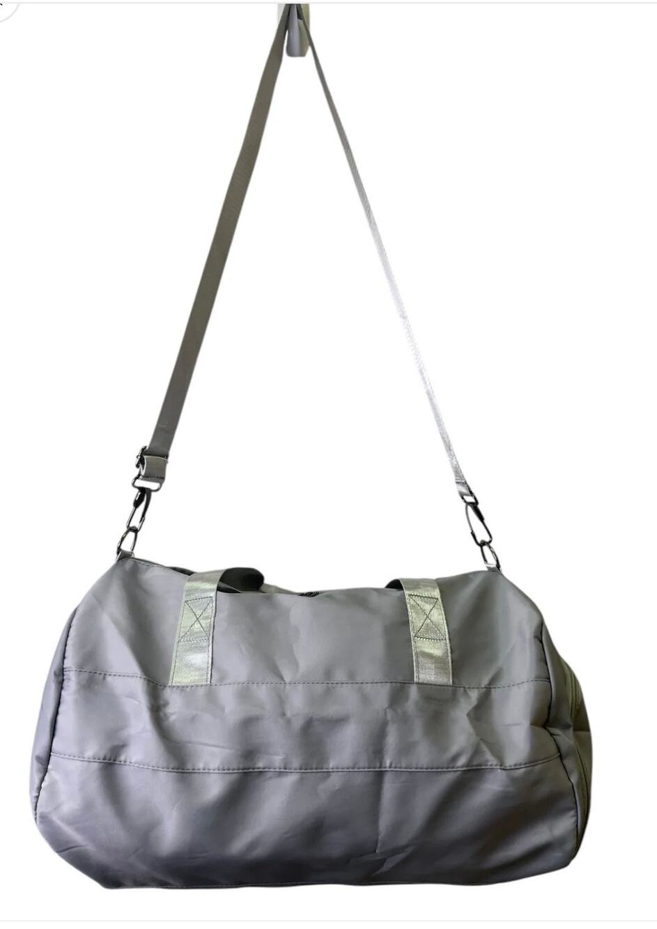 Halara weekender & duffle medium size bag NEW(29.95)